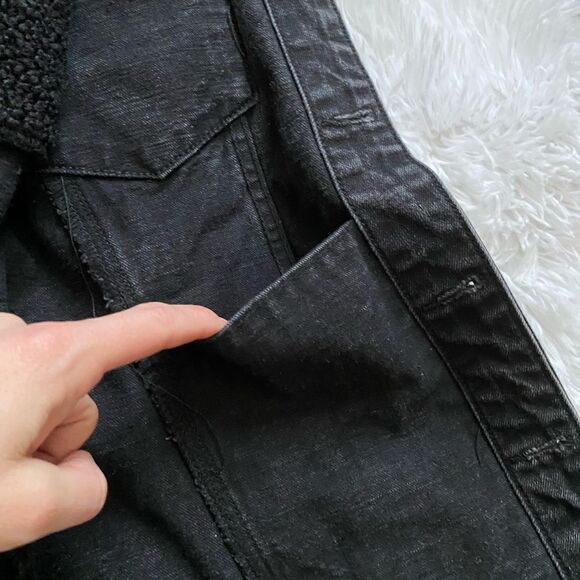 2APM Hater Proof Black Jean Jacket Button Front Embroidered Faux Sherpa Detail - Picture 12 of 16